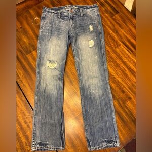 American Eagle Outfitters women’s Distressed Jeans size 6 boy fit